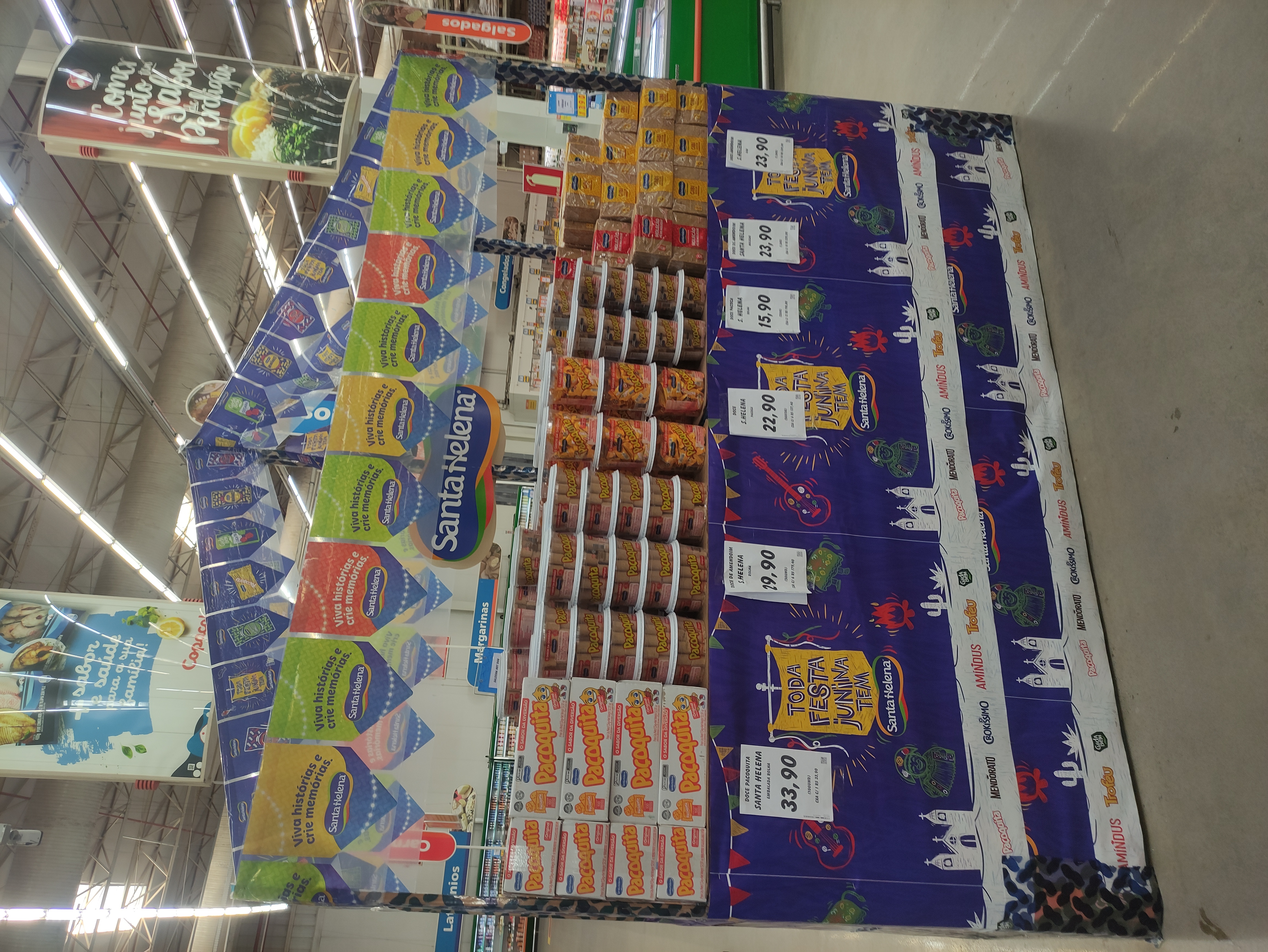 imagem do abastecimento dos amendoins da santa helena