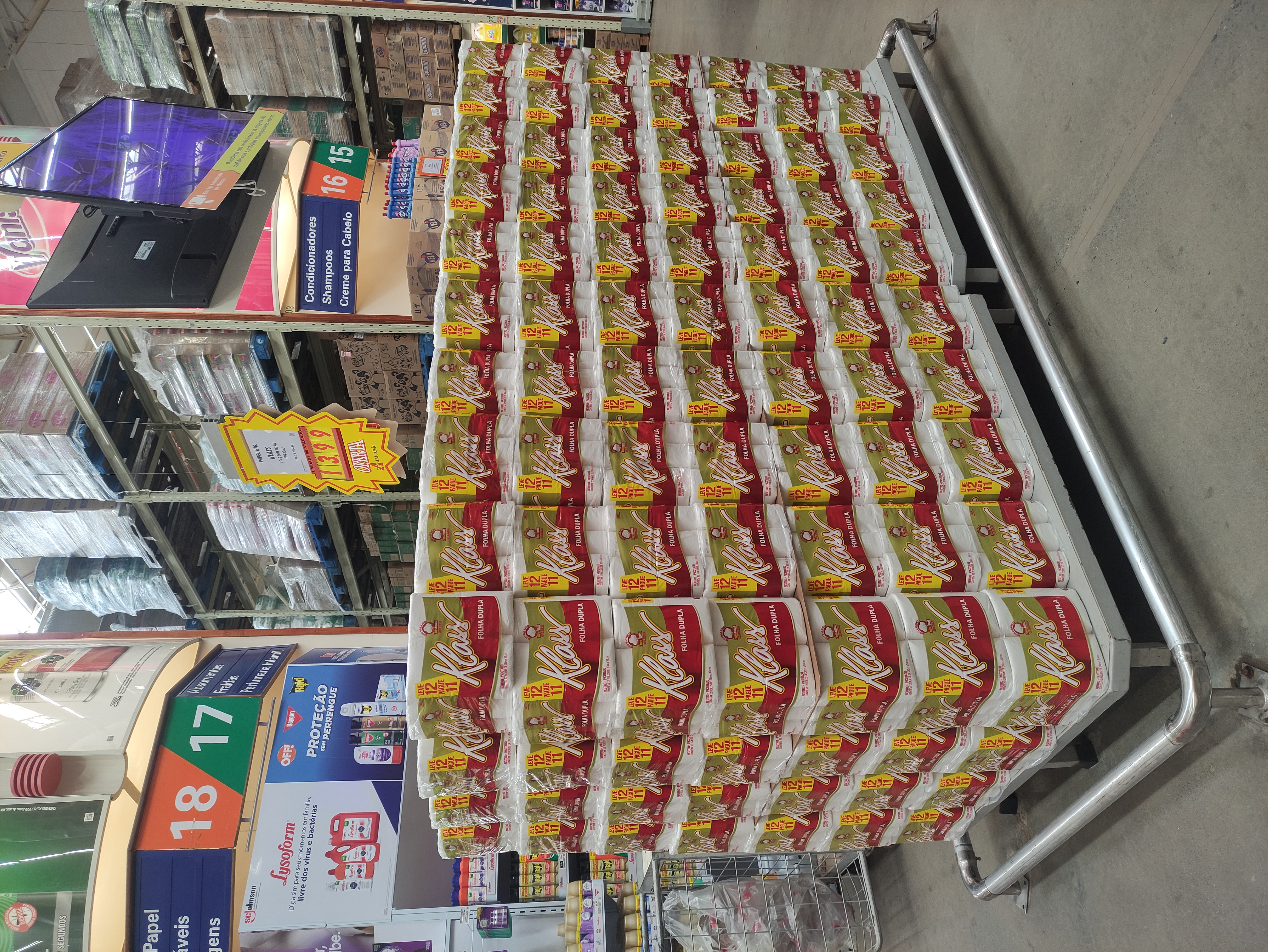 imagem do abastecimento do papel higiênico da softys